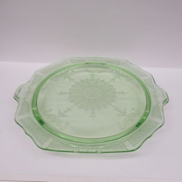 Hocking Depression Glass Green PRINCESS 11 Inch Three-Footed Cake Plate - Picture 1 of 3